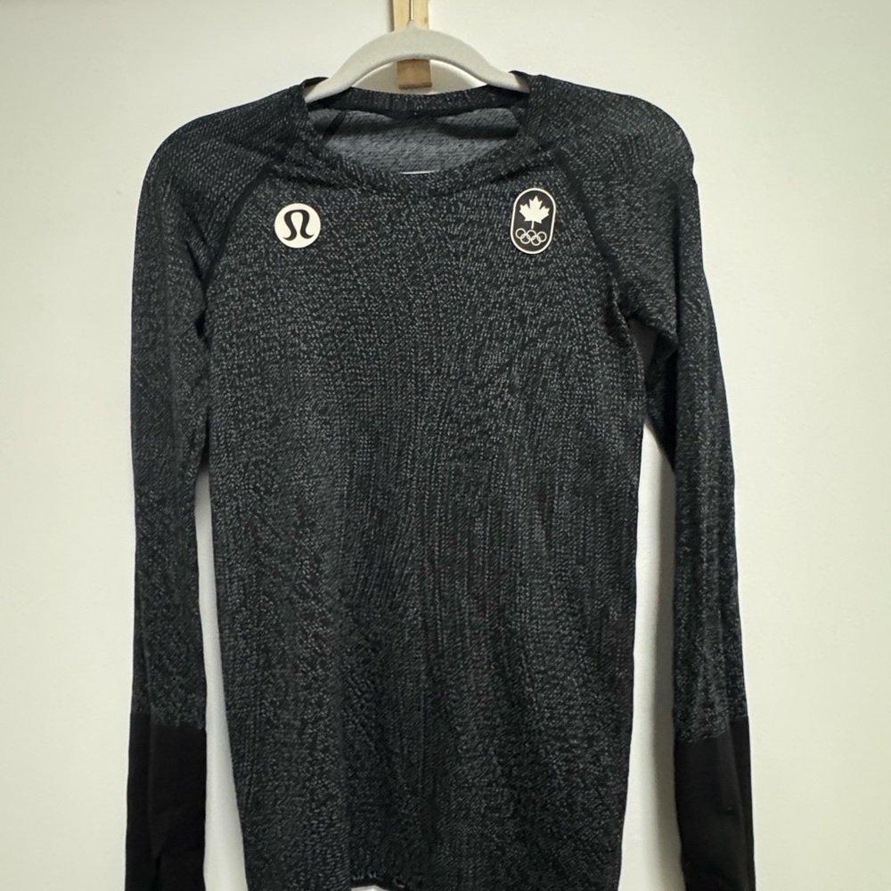 Lululemon Black Long Sleeve Shirt Team Canada
